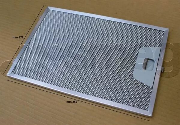 Filtre � graisse m�tal - Smeg r�f. 693410891 (pi�ce d\'origine)